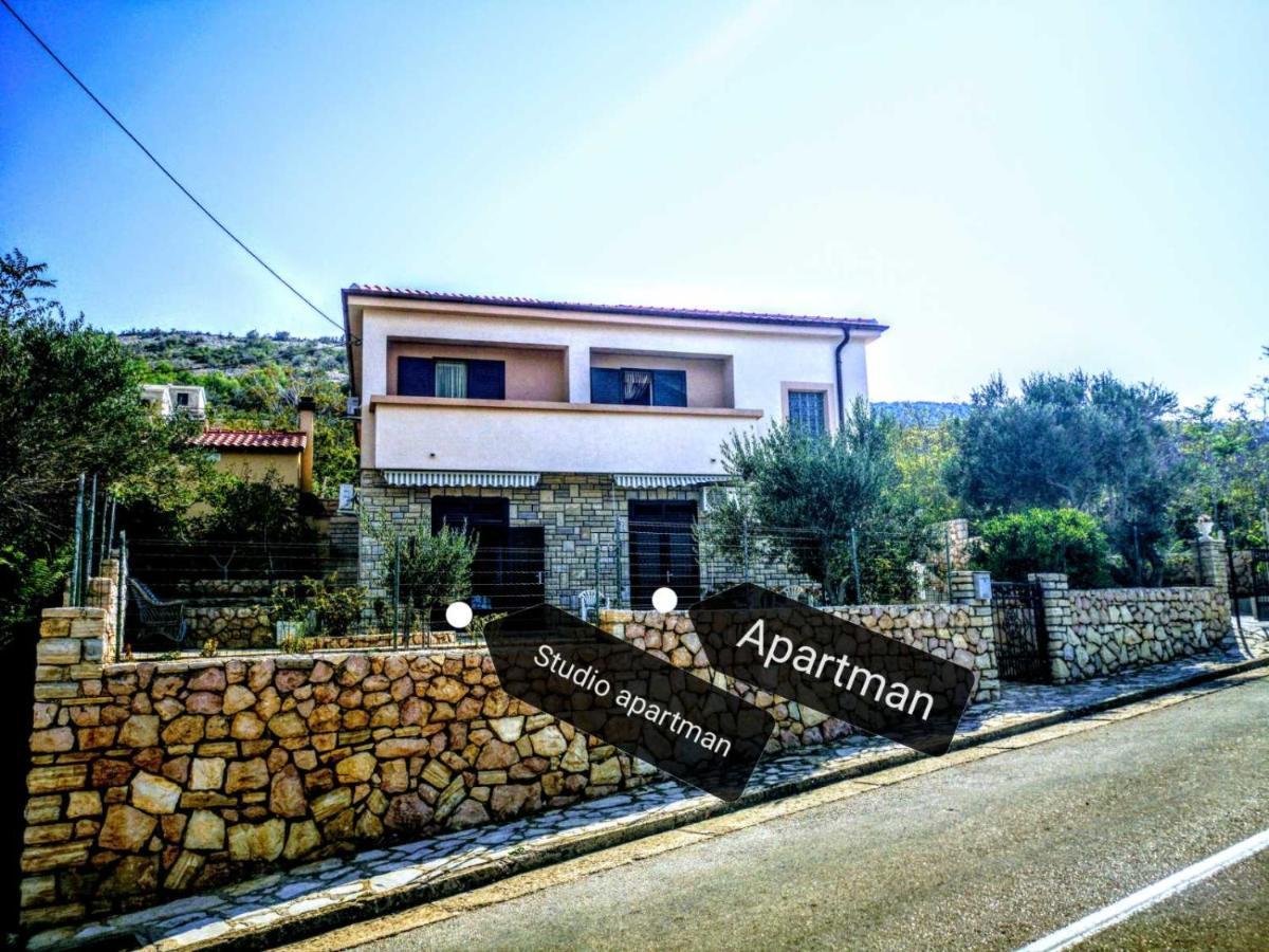 Apartments Josip Vinjerac Exterior foto